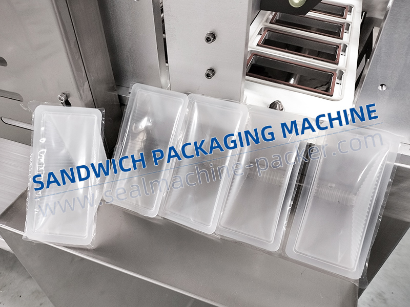 Sandwich packaging machine